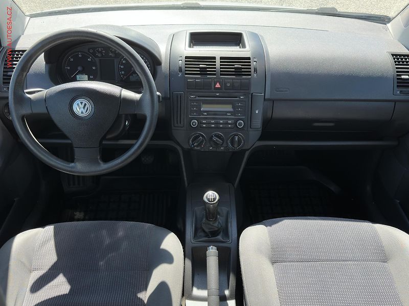 Volkswagen Polo (2007) 1.4TDI, AC - fotka 8 z 16