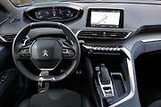 Peugeot 5008.
