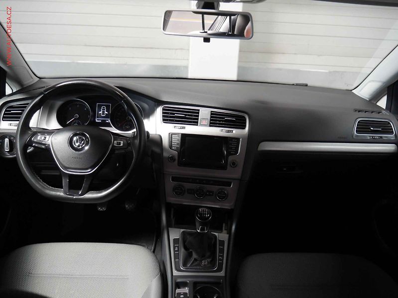 Volkswagen Golf (2014) 2.0 TDi, ČR, AC, tempo - fotka 8 z 19