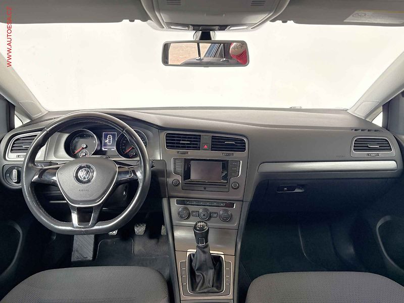 Volkswagen Golf (2013) 1.2 TSi, AC - fotka 8 z 16
