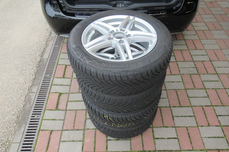 Mercedes-Benz Třídy B 180 CDI *AUTOMAT* NAVI TAŽNÉ  - fotka 25 z 27