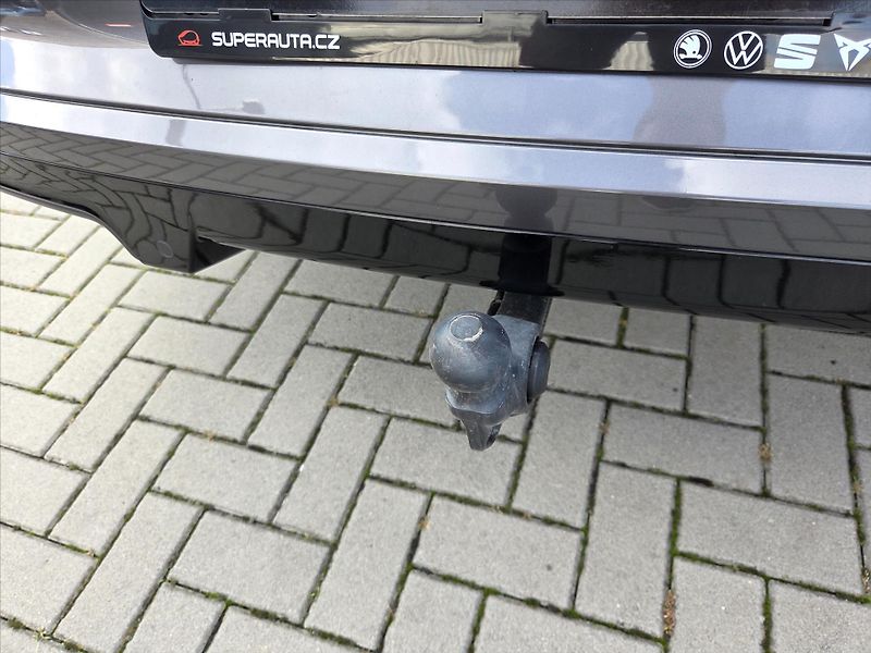 Cupra Formentor 2,0 TSi DSG 4x4 Matrix Tažné Z - fotka 15 z 25