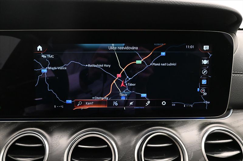 Mercedes-Benz Třídy E 2,0 220D 147kW 9G-TRONIC Záruk - fotka 19 z 30
