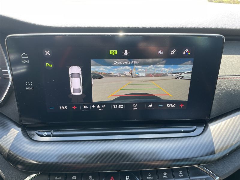 Škoda Octavia 2,0 TSi 180kw RS DSG Style Plu - fotka 18 z 39