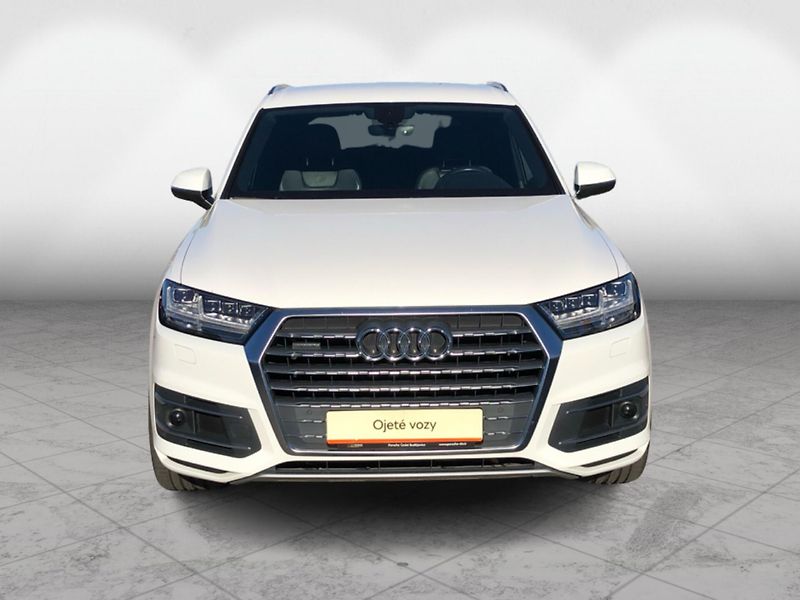 Audi Q7 3.0TDi S-LINE - fotka 4 z 30