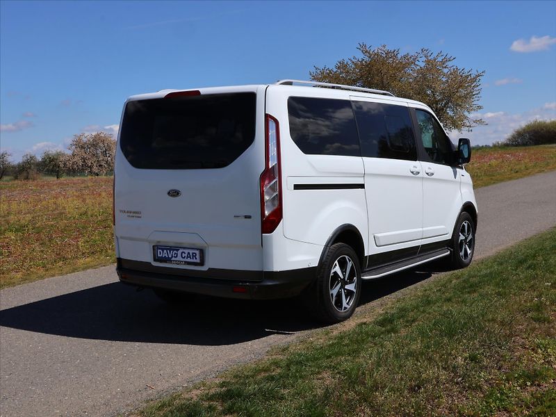 Ford Tourneo Custom 2,0 TDCI 136kW Active 1Maj DPH - fotka 7 z 29