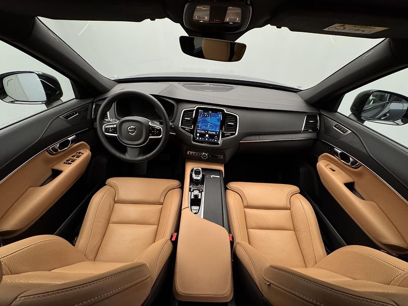 Volvo XC90 T8 AWD RECHARGE DARK PLUS CZ  - fotka 29 z 51