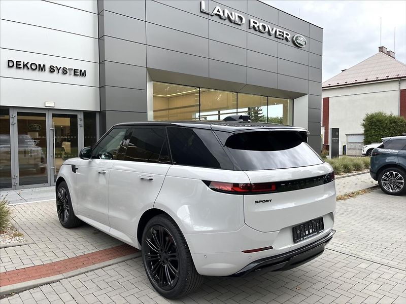 Land Rover Range Rover Sport (2026) 3,0 Dynamic SE D300 AWD - fotka 5 z 20