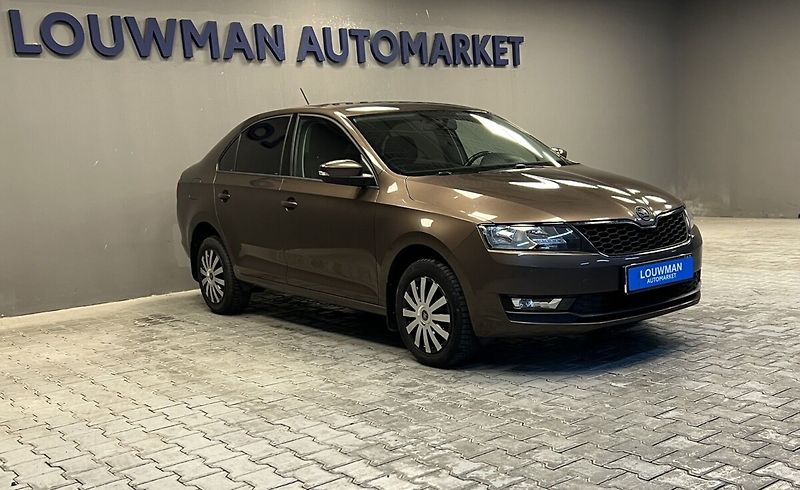 Škoda Rapid 1,0 TSI Ambition Plus - fotka 12 z 15