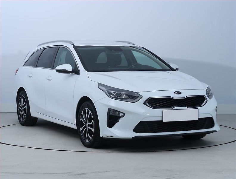Kia Ceed (2021) Top 1.5 T-GDI, Serv.kniha - fotka 1 z 19