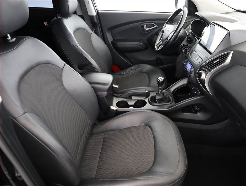 Hyundai ix35 (2014) 1.6 GDI, Serv.kniha, Tempomat - fotka 7 z 18