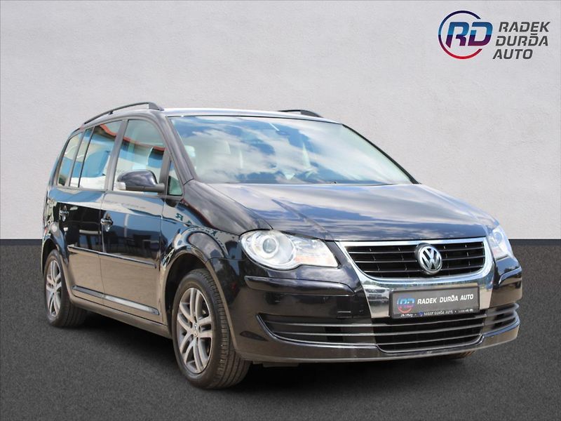 Volkswagen Touran 1,9 TDI  KLIMATIZACE,TEMPOMAT - fotka 3 z 21