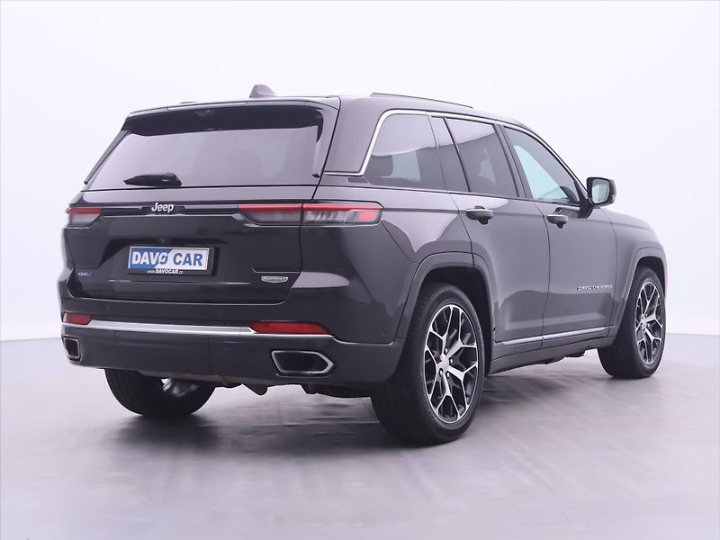Jeep Grand Cherokee 2,0 4xe Summit Plug-In CZ DPH - fotka 52 z 90