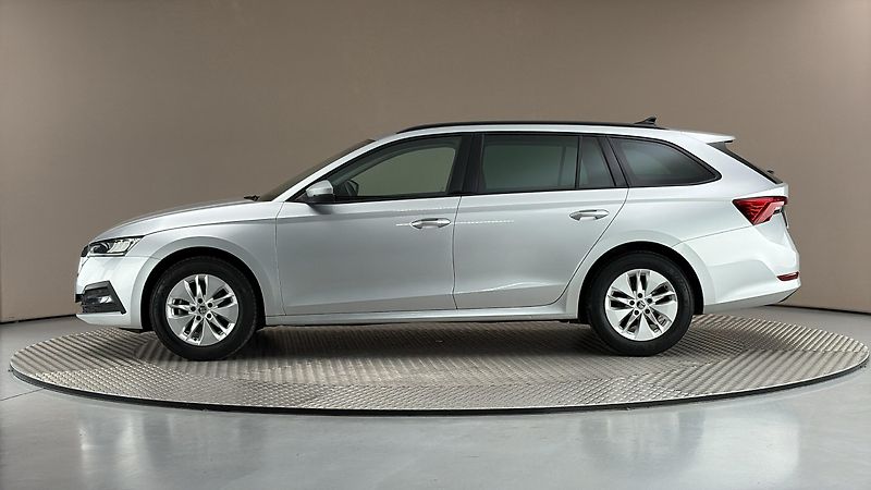 Škoda Octavia 2.0 TDI Ambition Combi - fotka 4 z 24