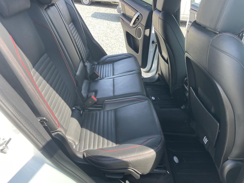 Land Rover Discovery Sport 2.0TDi 180PS 4x4 R-DYNAMIC TOP - fotka 134 z 180