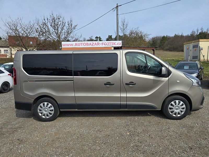 Renault Trafic (2020) 1.6 DCi 8.místn - fotka 8 z 22