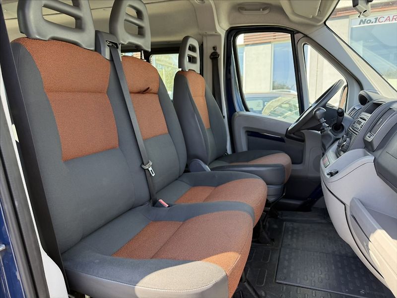 Fiat Ducato 2,2   JTD 69.000KM TAŽNÉ 9 MÍS - fotka 15 z 25