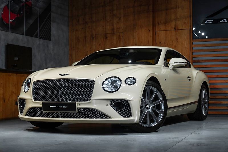 Bentley Continental GT Touring, City, Nočné videnie - fotka 3 z 25