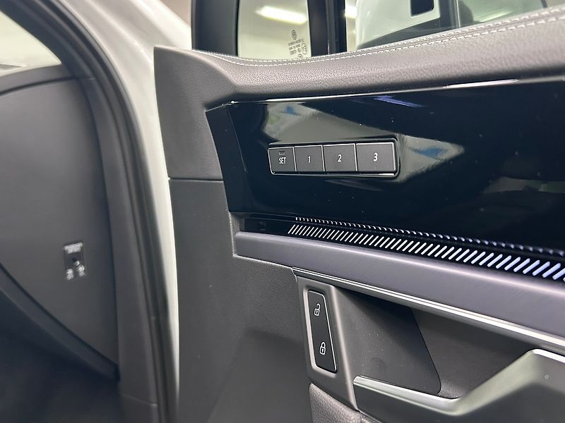 Volkswagen Touareg (2023) TDI 210kW facelift 2024 |Záruk - fotka 40 z 80