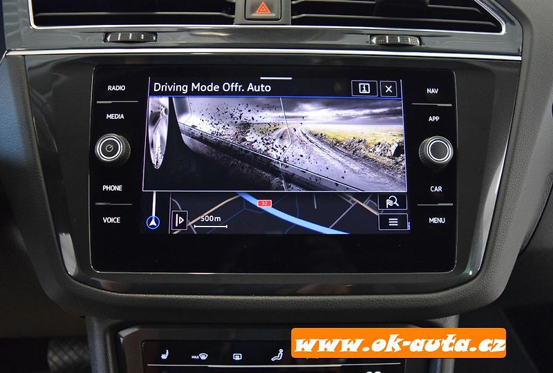 Volkswagen Tiguan 2.0 TDI LIFE 4 MOTION DSG  - fotka 36 z 57