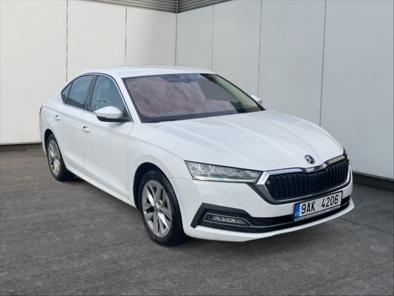 Škoda Octavia 1,5 TSI 110 Style - fotka 1 z 11