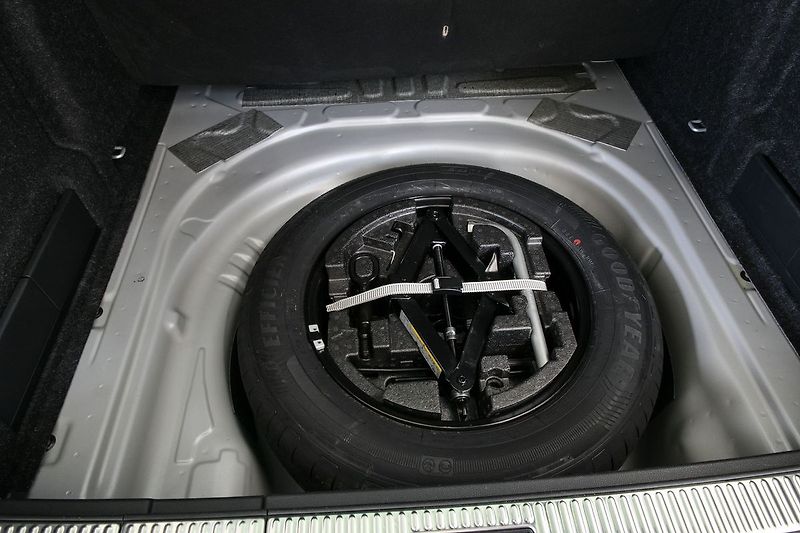 Škoda Superb 2.0TDI 147kW 4x4 DSG L&K Tažné - fotka 42 z 44