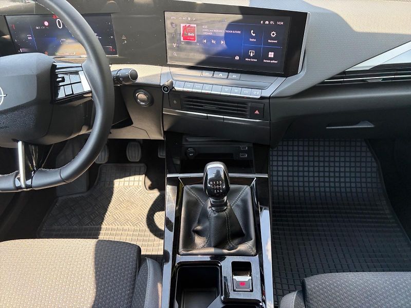 Opel Astra (2024) EDITION 1.2T 81kW CZ DPH - fotka 10 z 11