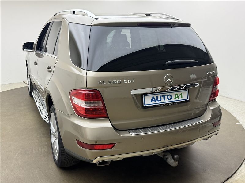 Mercedes-Benz Třídy M 3,0 ML 350 4X4 TAŽNÉ KAMERA ČR - fotka 6 z 44