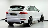 Porsche Cayenne (2016) Výkonná verze S - náhled 3
