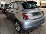 Fiat 500e (2022) Action, 100km, nový vůz - náhled 1