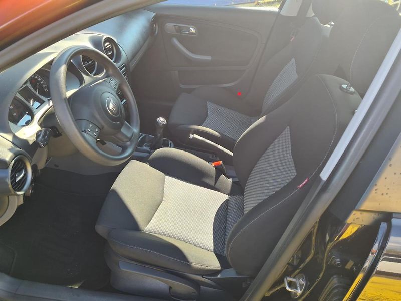 Seat Ibiza 1,2 51KW Tempomat, Digi AC - fotka 7 z 17