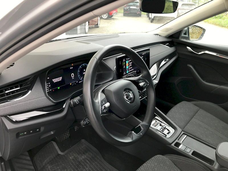 Škoda Octavia (2022) COM STY PLUS TS 4X4 140/2.0 A7 - fotka 19 z 26