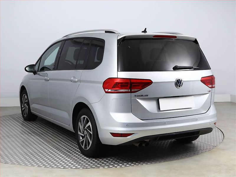 Volkswagen Touran (2017) Comfortline 1.4 TSI, Automat - fotka 4 z 18