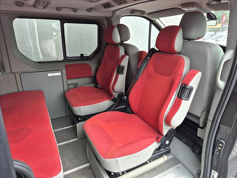 Opel Vivaro (2014) 2,0 CDTi Life Westfalia Obytný - fotka 19 z 31