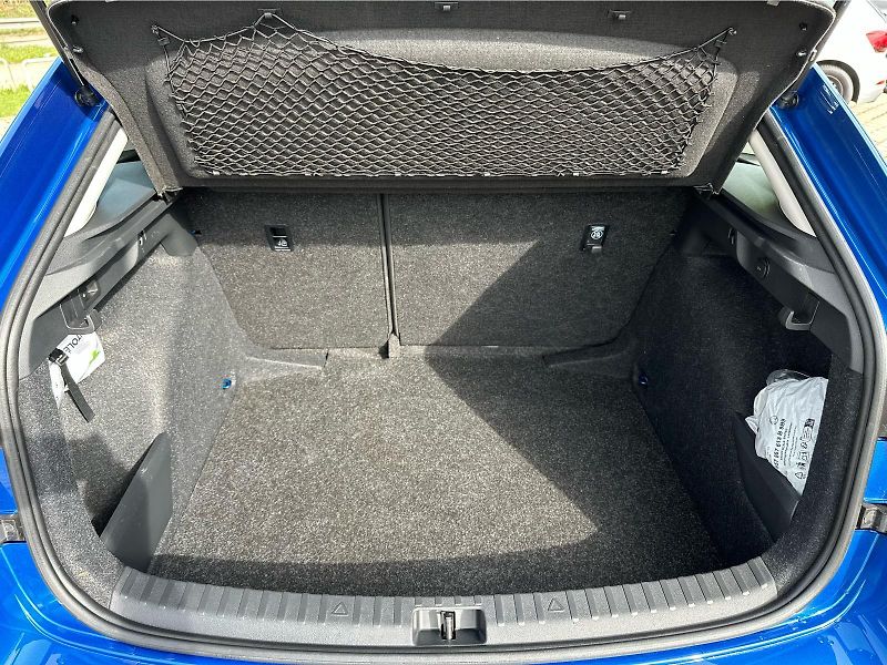 Škoda Scala 1,0 TSI / 85 kW Selection, Taž - fotka 18 z 22