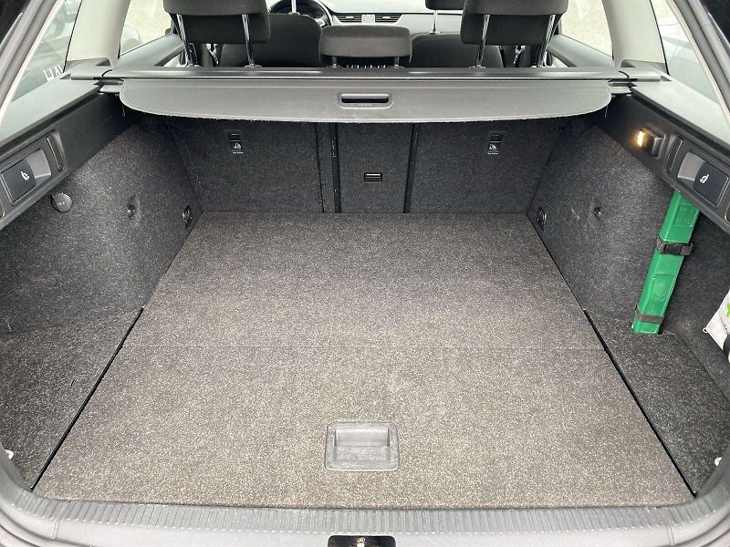 Škoda Octavia (2017) Combi 2.0 TDI DSG Ambition+ - fotka 27 z 34