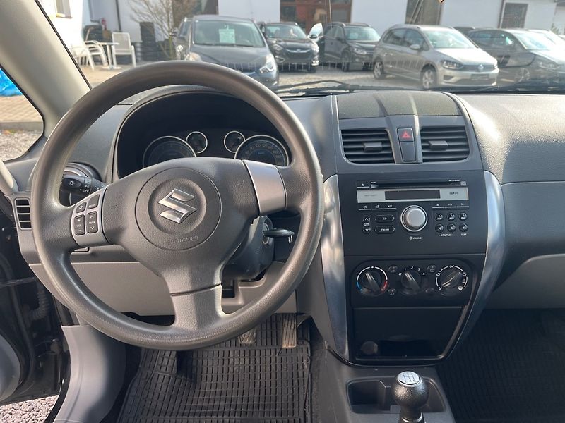 Suzuki SX4 (2013) 1.6 i 4x4 Nová STK - fotka 9 z 16