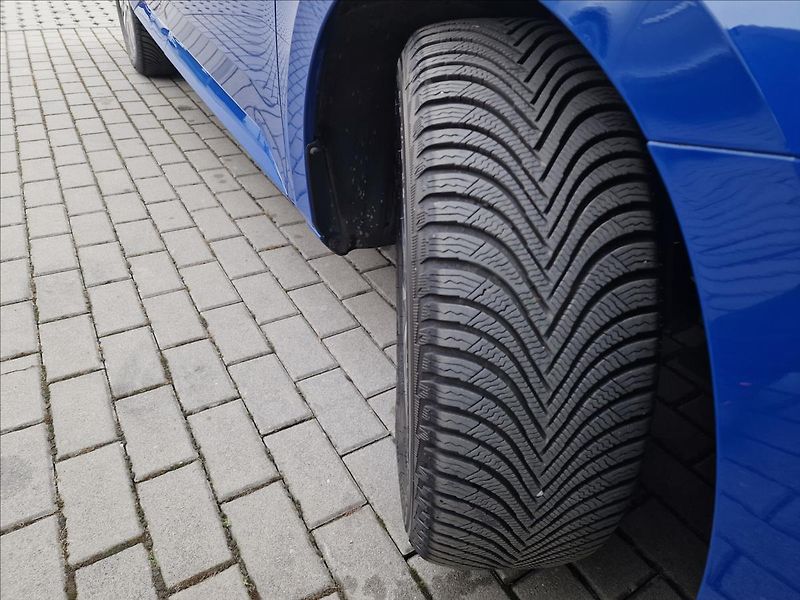 Škoda Superb 1.5 TSI 110kW DSG Style,1.Maj - fotka 46 z 50