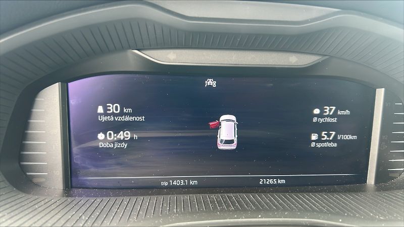 Škoda Kamiq (2025) SELEC TSI 85/1.0 M6F - fotka 14 z 31