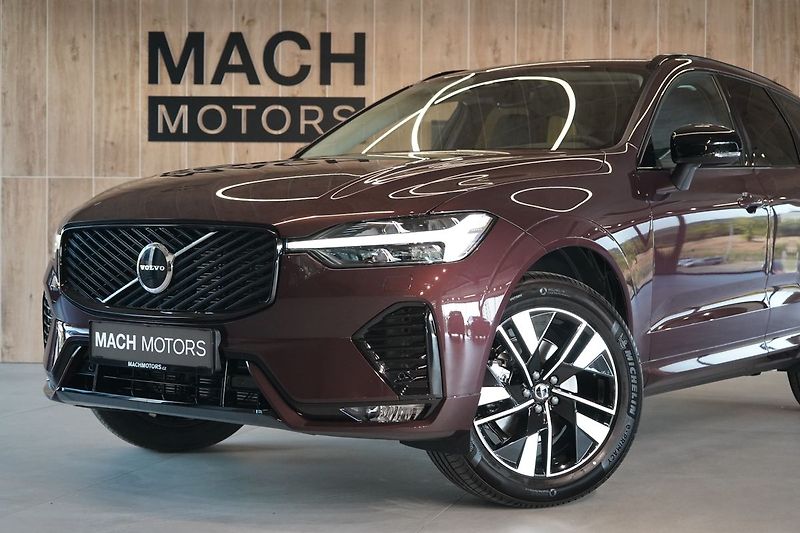 Volvo XC60 B5 AWD PLUS Dark LCI, H/K, LED - fotka 2 z 48