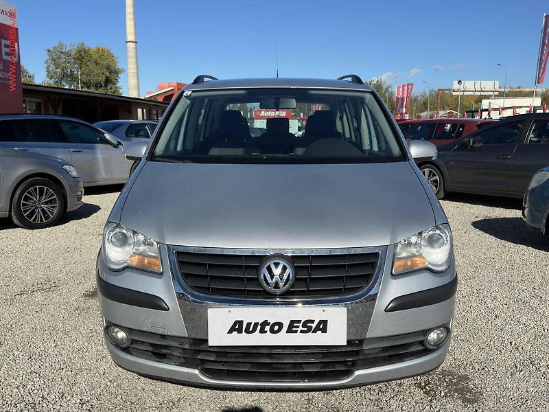 Volkswagen Touran (2009) 1.9TDi, AC, temp - fotka 2 z 16