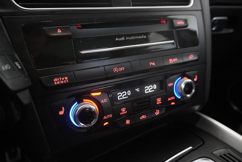 Audi SQ5 3.0 TDi QUATTRO AUTOMAT - fotka 21 z 39