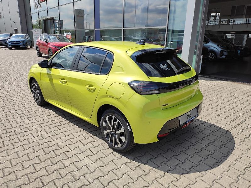 Peugeot 208 (2026) 1.2 100K MAN6 BUSINESS NAVI - fotka 3 z 29