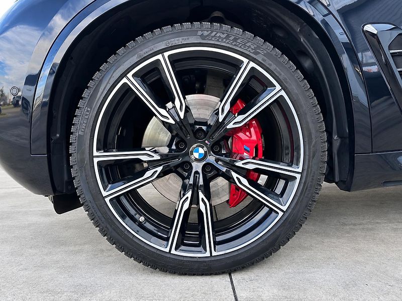 BMW X5 xDrive30d M-Sport PRO - fotka 34 z 34