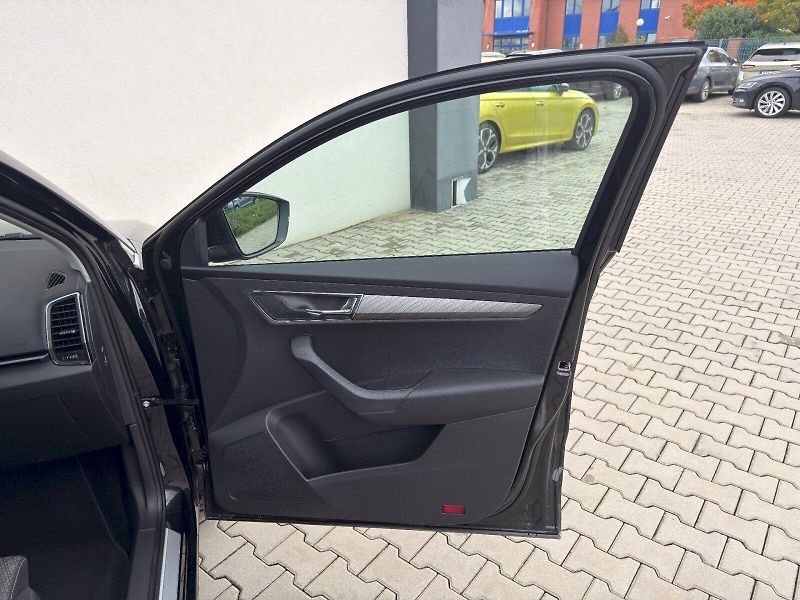 Škoda Karoq (2025) SEL TS 110/1.5 A7F - fotka 16 z 21
