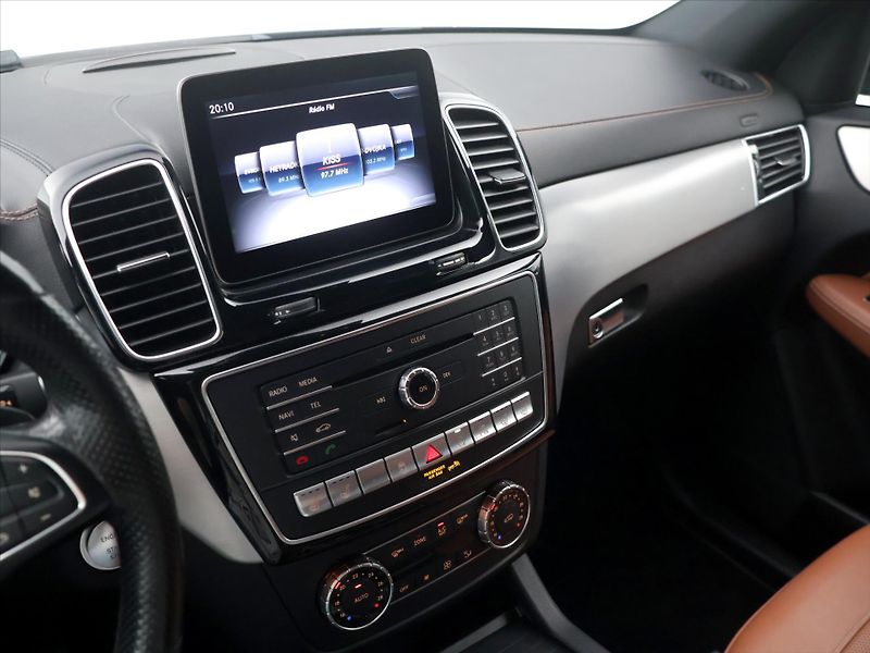 Mercedes-Benz GLE 3,0 350d 190kW 4Matic AUT CZ - fotka 24 z 40