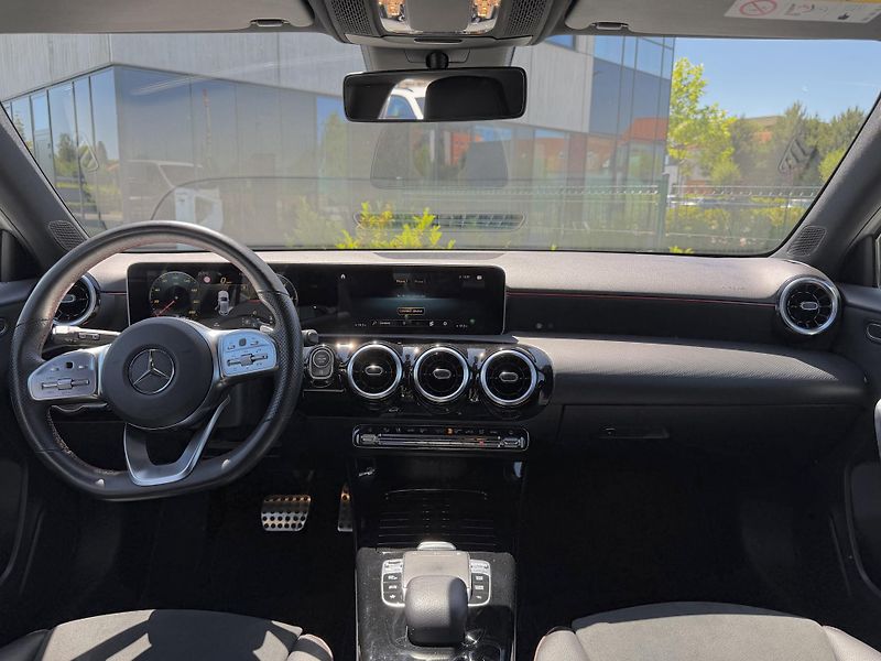 Mercedes-Benz Třídy A (2019) 180d / AMG line / automat - fotka 14 z 24