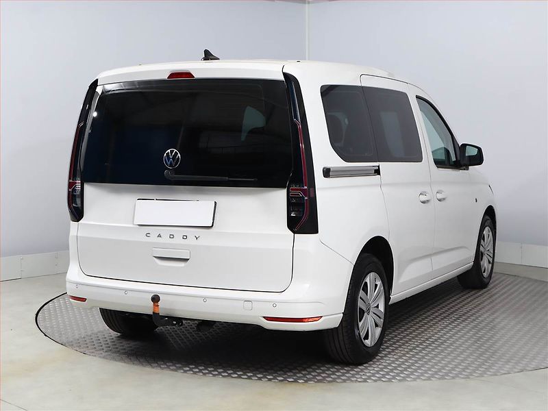 Volkswagen Caddy (2025) 1.5 TSI, 7Míst, ČR, 1Maj - fotka 5 z 18