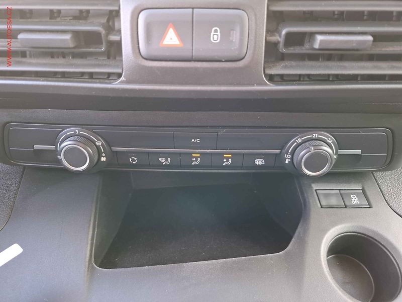Toyota ProAce City (2022) 1.5D-4D MAXi, 2.maj,ČR, AC - fotka 14 z 18