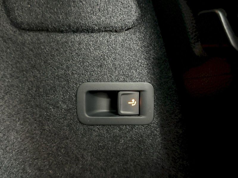 Škoda Karoq (2024) 2.0TDI 85kW Selection - fotka 25 z 27
